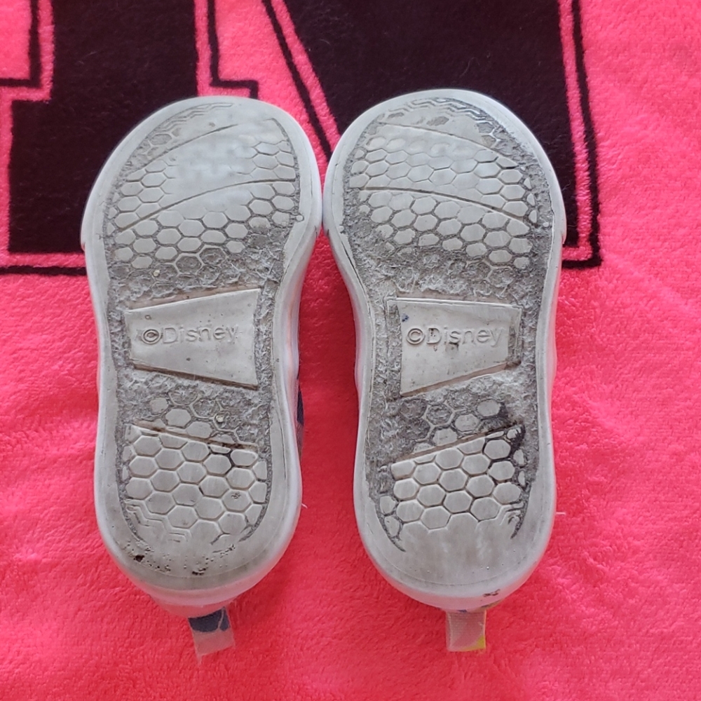 🩷 Disney Slip on Stitch Shoes 💗 - Picture 5 of 9